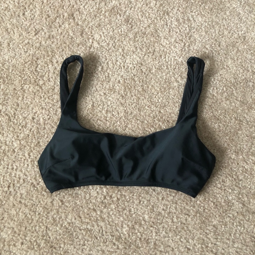 Black bikini top
